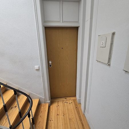 Comfy 3 Bedroom Apartment Campo De Ourique Лиссабон Экстерьер фото